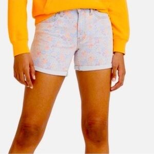 Levi’s Hypersoft Mid Length Shorts